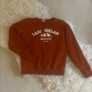 Vintage Style Lake Chelan Washington Crewneck Sweatshirt Rust Orange Small
